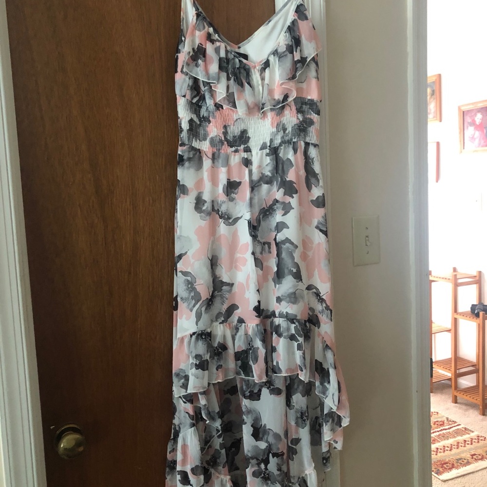 Women’s dress